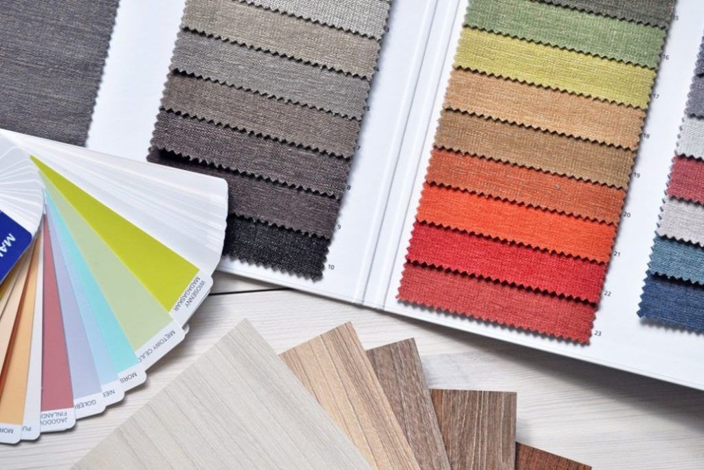 Muestrarios de textiles y madera. Reforma